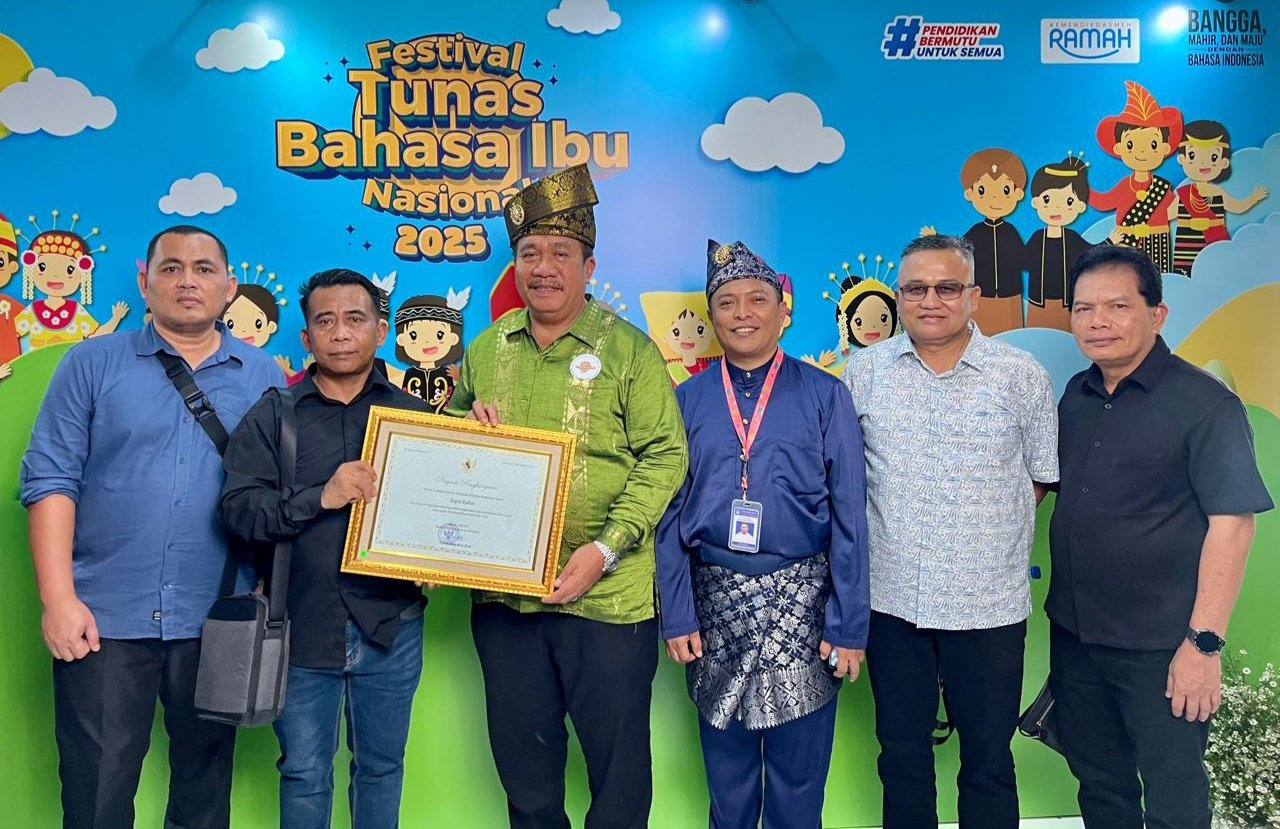 Bupati Asahan Terima Penghargaan Nasional dari Kementerian Pendidikan Dasar dan Menengah RI