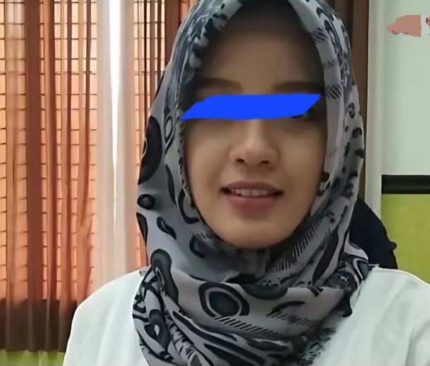 Sekdes Lamongan Ida Nur Hayati Kepergok Hapus Channel YouTube Miliknya
