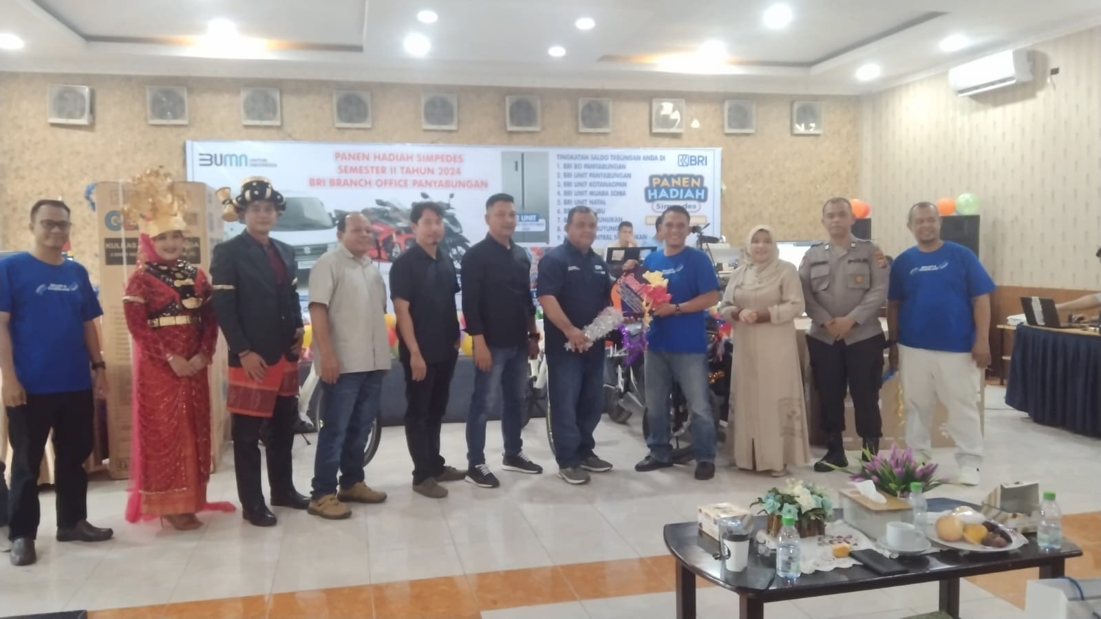 Panen Hadiah Simpedes, Mobil dan Motor Dibagikan ke Nasabah Setia BRI Panyabungan