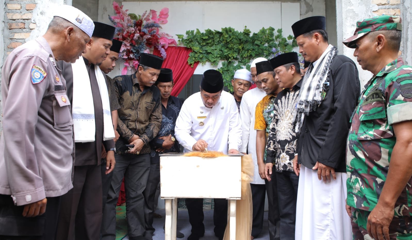 Bupati Asahan Resmikan Musholla Al-Ikhlas Menjadi Masjid
