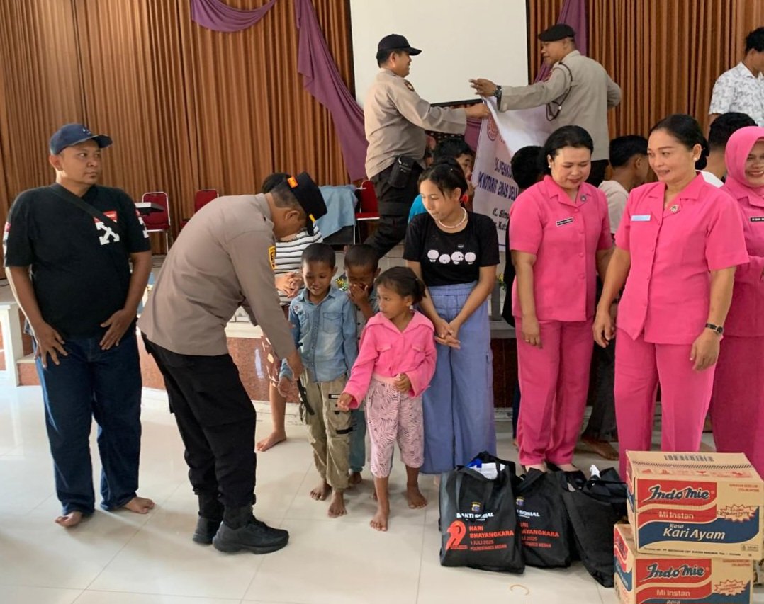 Polsek Kutalimbaru Salurkan Bansos ke Panti Asuhan Gelora Hati Nurani