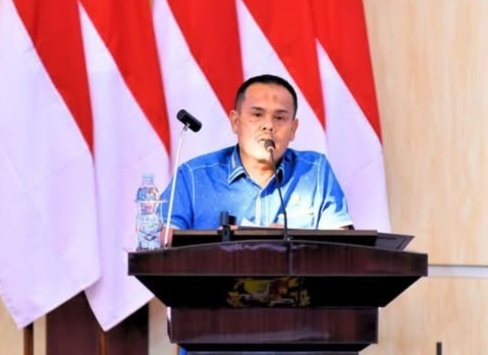 juru bicara Fraksi Demokrat DPRD Medan Muslim Harahap