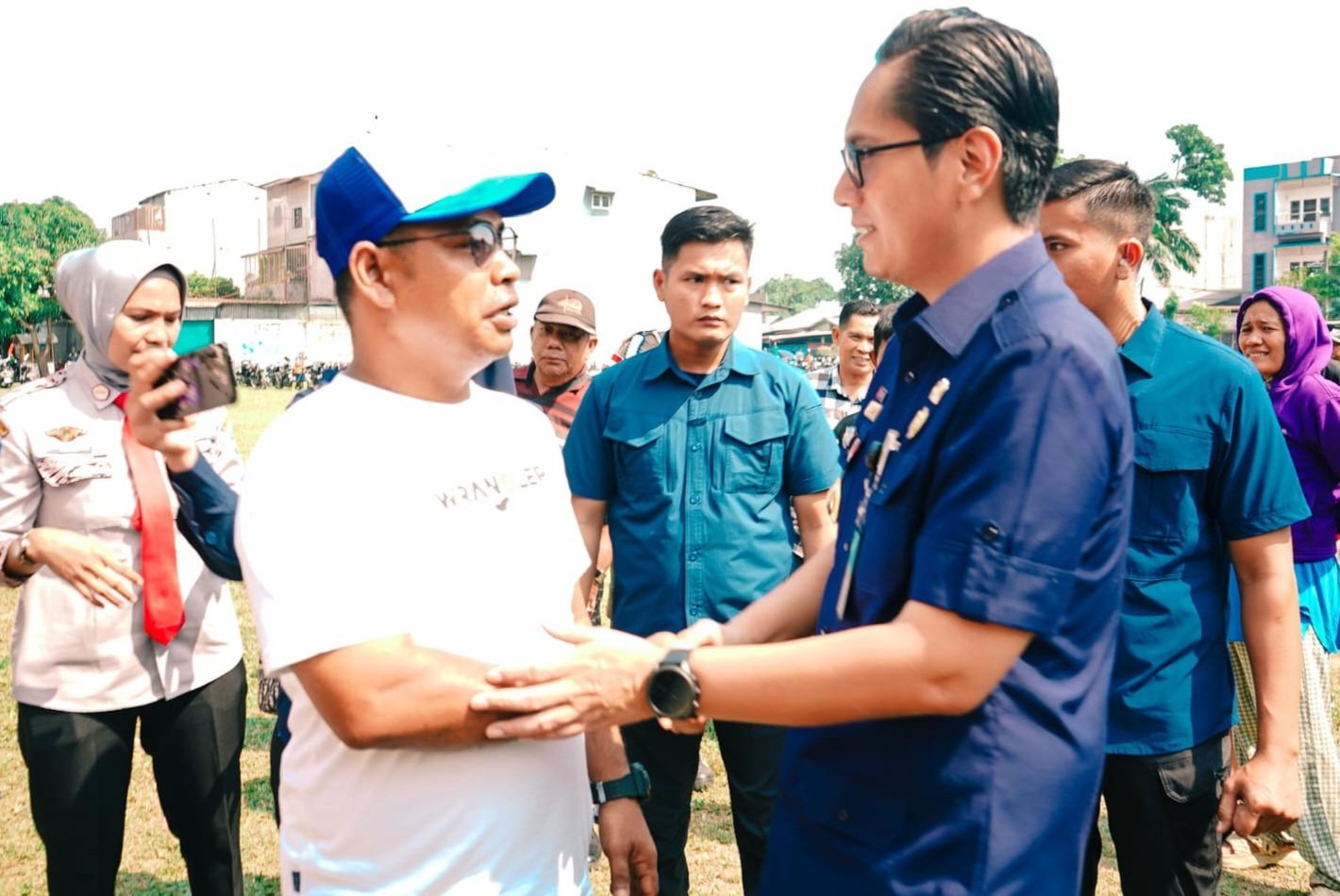 Rico Waas Serahkan Klaim BPJS Ketenagakerjaan Rp42 Juta Kepada Ahli Waris