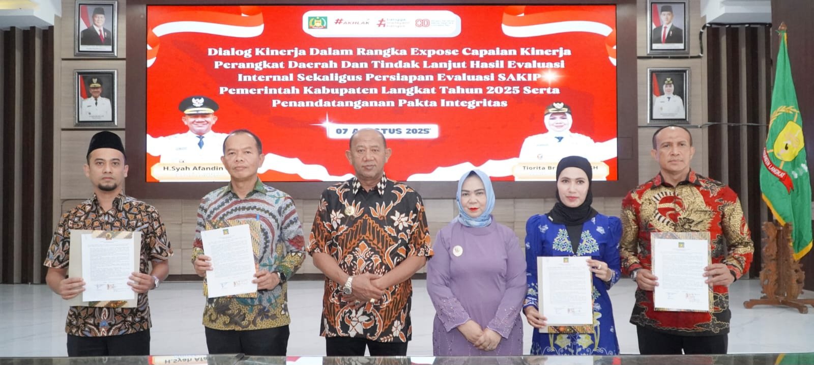 Bupati Langkat Tegaskan Komitmen Birokrasi Berdampak Nyata Dalam Dialog Kinerja Triwulan II