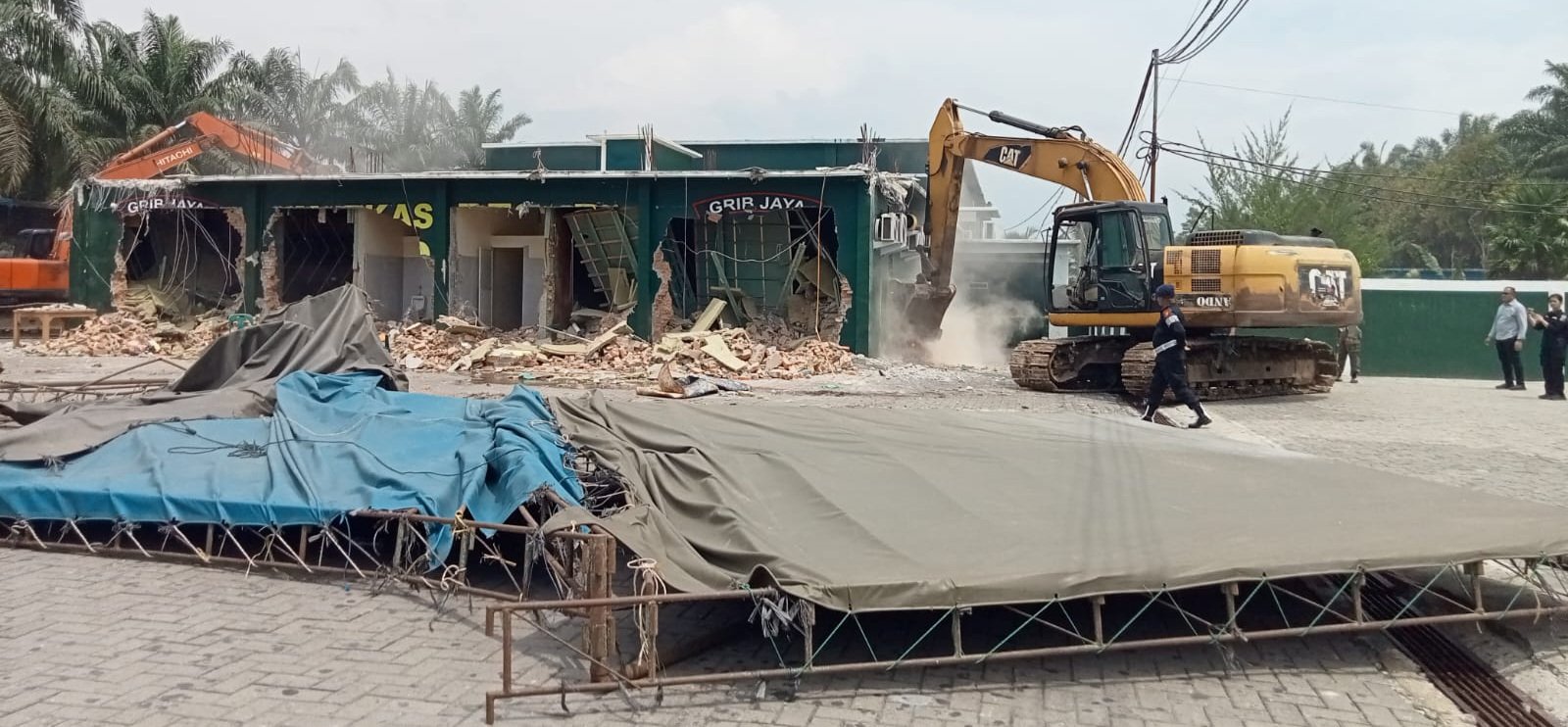 THM Marcopolo Milik Ketua Ormas di Binjai Rata dengan Tanah