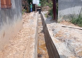 Perlancar Drainase, Pengerjaan Parit Beton di Dusun l Kelurahan Bukit Jengkol Hampir Rampung