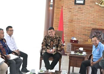 Bertemu Serikat Buruh, Bobby Nasution Bahas Kenaikan Upah dan Rumah Subsidi