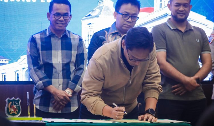 Jaga Ketertiban Pasca Demonstrasi, Rico Waas Lakukan Pertemuan dengan Forkopimda dan Tokoh Publik