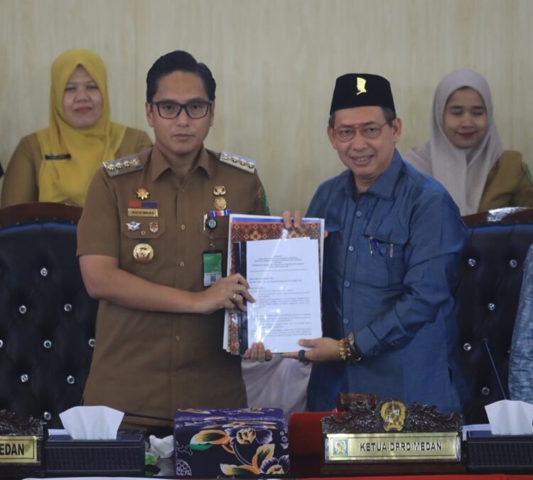 P APBD Kota Medan 2025 Disahkan dengan Pendapatan Daerah Rp6,96 T