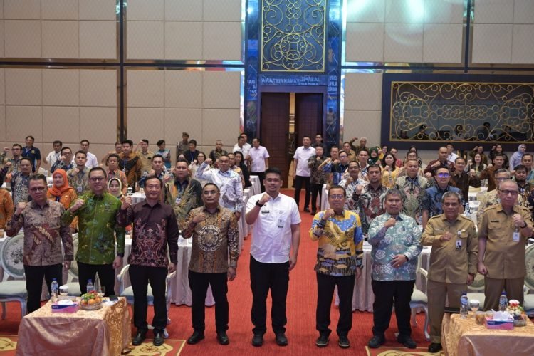 Kahiyang Ayu Tabur 15.000 Benih Ikan, Dorong Swasembada Pangan di Langkat