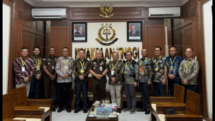 PLN Indonesia Power Jalin Silaturahmi dengan Kejaksaan Tinggi Sumatera Utara