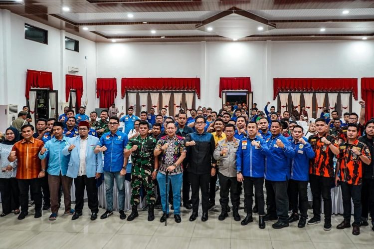 Rico Waas: Aspirasi Pemuda Harus Disampaikan dan Didengar dengan Baik