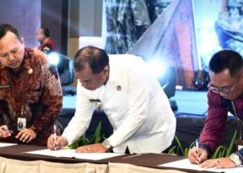 Bupati Karo Tandatangani Kerja Sama Data Statistik untuk Percepatan Pembangunan