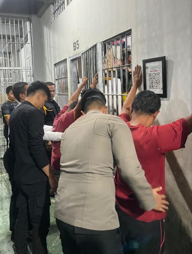 Rutan Kabanjahe dan Polres Tanah Karo Gelar Razia Insidentil di Blok Hunian