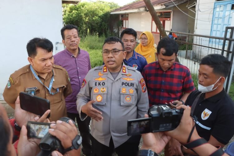 Kapolres Tanah Karo dan Pemkab Karo Fasilitasi Pemakaman Korban yang Ditemukan di Sungai Lau Biang