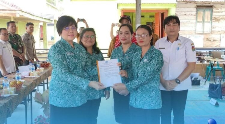 Ketua TP PKK Karo Laksanakan Monitoring Desa Percontohan Pelaksana 10 Program Pokok PKK Tahun 2025