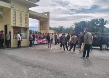 Aksi Unjuk Rasa Dari AMPLAS di Polres Palas Berjalan Aman