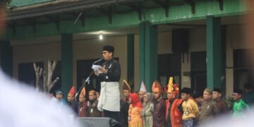 Pimpin Upacara Hari Guru di Tempatnya Bersekolah, Rico Waas: Tanpa Guru Saya Tidak Bisa Berdiri di Sini