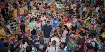 Gubsu Tinjau Pengungsi Di Tapteng, Prioritaskan Kebutuhan Anak-Anak dan Perempuan