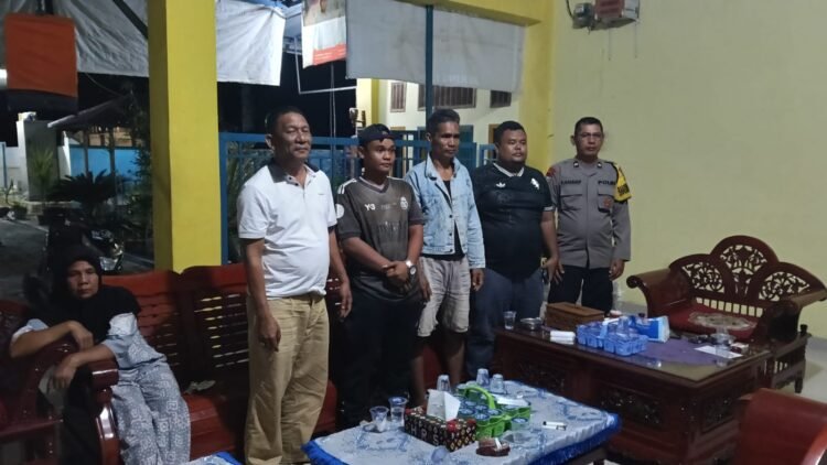 Bhabinkamtibmas Polsek Sosa Hadiri Mediasi Kasus Pemukulan Hingga Damai
