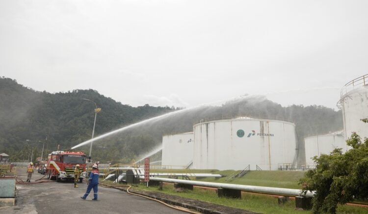 Pertamina Patra Niaga Regional Sumbagut Laksanakan Simulasi Penanggulangan Keadaan Darurat di IT Teluk Kabung dan Kantor Regional Medan