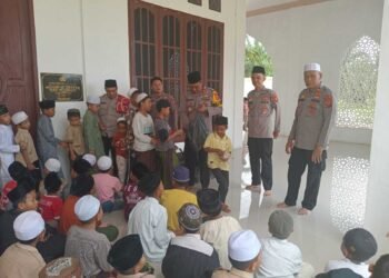 Polres Padang Lawas Gelar Jumat Curhat dan Berbagi Kebaikan di Jumat Berkah