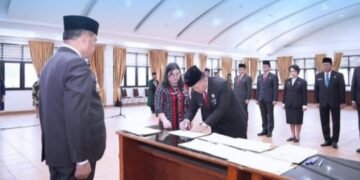 Bupati Karo Lantik 14 Pejabat Pimpinan Tinggi Pratama, Berikut Daftar Namanya 