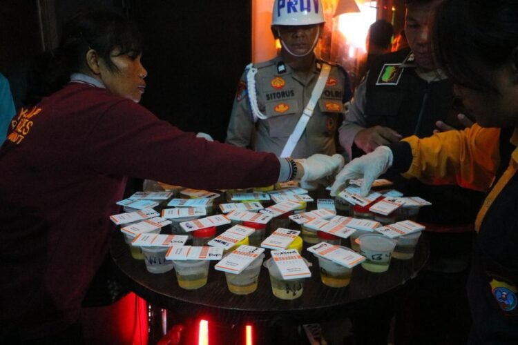 Wujudkan Sumut Bersinar, Ditresnarkoba Polda Sumut Razia THM di Medan, 13 Orang Positif Narkoba