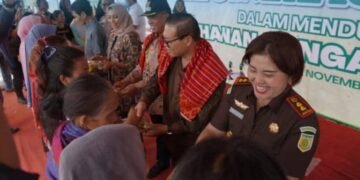 Dorong Regenerasi Petani, Bupati Karo Apresiasi Inovasi Petani di Munte