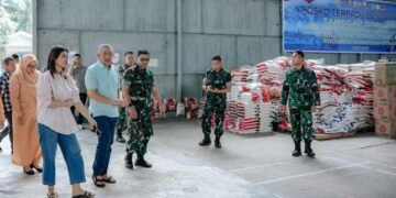 Kahiyang Menyiapkan Bantuan, Pak Bobby Mendistribusikan