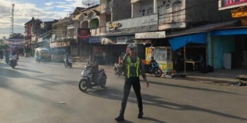 Personil Pos Lantas Barumun Polres Padang Lawas Rutin Laksanakan Pengaturan Lalu Lintas Pagi