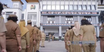 Apel Pagi Pemkab Karo: Bupati Antonius Ginting Dorong Kinerja dan Penguatan Pelayanan Publik