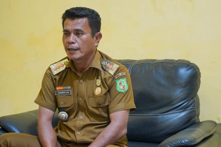 Camat Medan Helvetia: Dua Kelurahan Alami Kerusakan Terparah, Pembersihan Sampah Butuh Waktu Dua Minggu