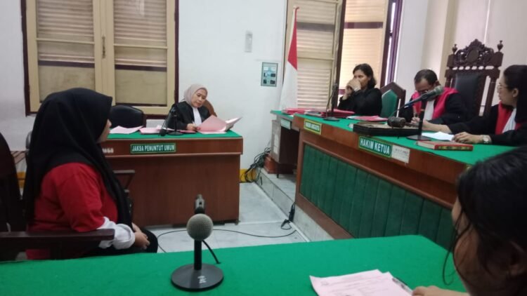 Ibu Pembuang Mayat Bayi Via Ojol Dituntut 5 Tahun Penjara