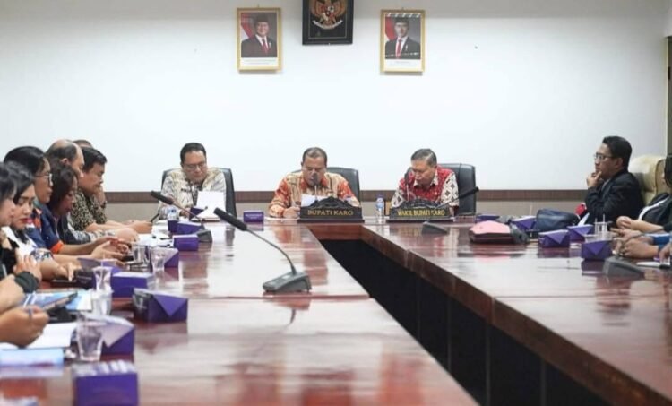 Kolaborasi untuk Karo Unggul: Bupati Karo Pimpin Rapat Pembentukan Forum TJSL Perusahaan