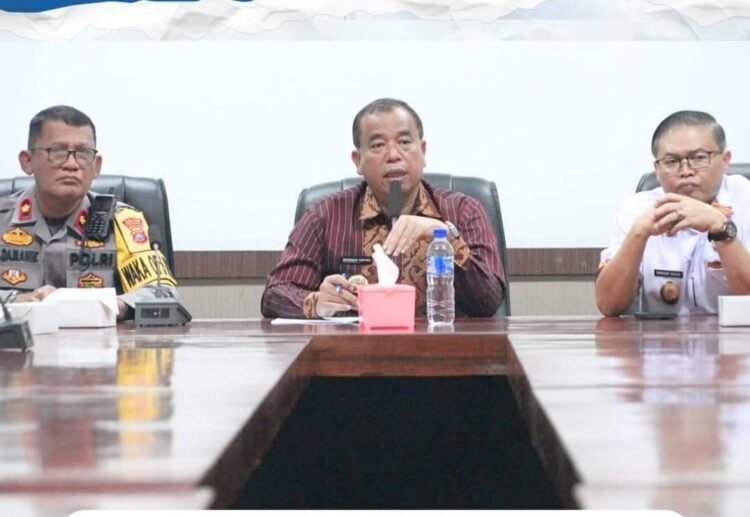 Pemkab Karo Mengadakan Rapat Tim Pengawasan untuk Mengevaluasi Peredaran BBM