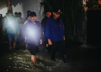 Hujan Deras dan Angin Kencang di Medan, Rico Waas Gerak Pastikan Keselamatan Warga