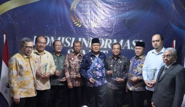 Pemkab Karo Raih Anugerah Keterbukaan Informasi Publik Sumut Awards 2025