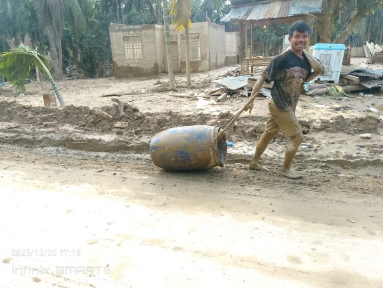Listrik Masih Padam, Kampung Babo Aceh Tamiang Kekurangan Air Bersih
