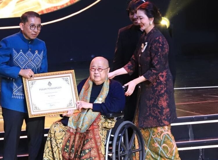 Menaklukkan Hawa Nafsu Keserakahan Diri Sendiri