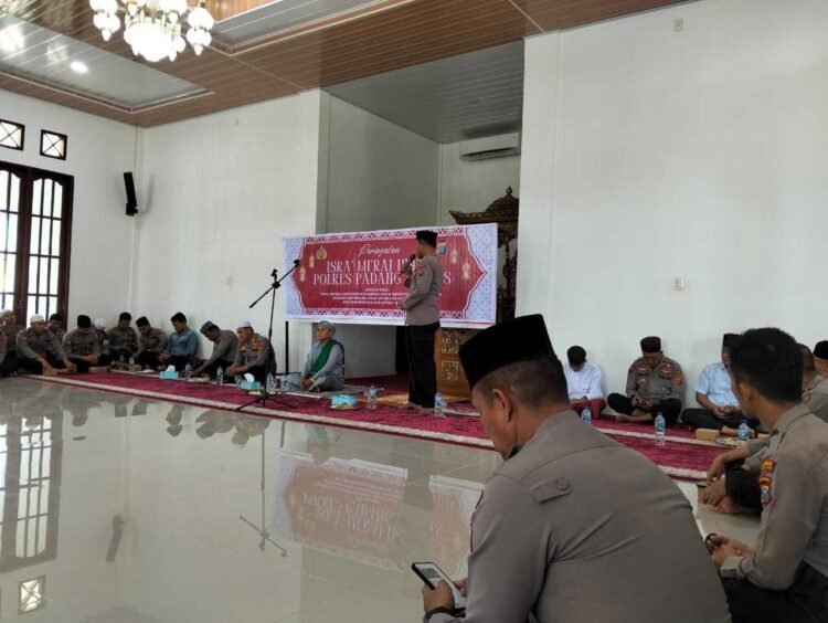 Polres Palas Peringati Isra’ Mi’raj 1447H/2026M, “Teguhkan Iman dan Kepedulian Sosial Personil”