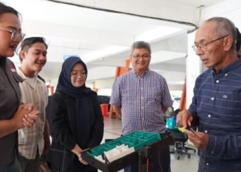 Tingkatkan Kualitas Budidaya Ikan, Mahasiswa UPER Rancang Teknologi Pakan Cerdas