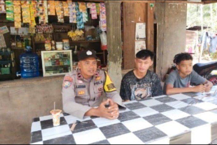 Bhabinkamtibmas Polsek Sosopan Laksanakan THTS dan Sambangi Warga Desa Banua Tonga