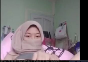 Video Cukur Kumis Viral di TikTok, Aksi Wanita Cantik Bikin Otak ‘Traveling’
