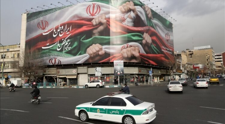 Siaga Perang dengan AS, Iran Siapkan Ratusan Shelter di Teheran