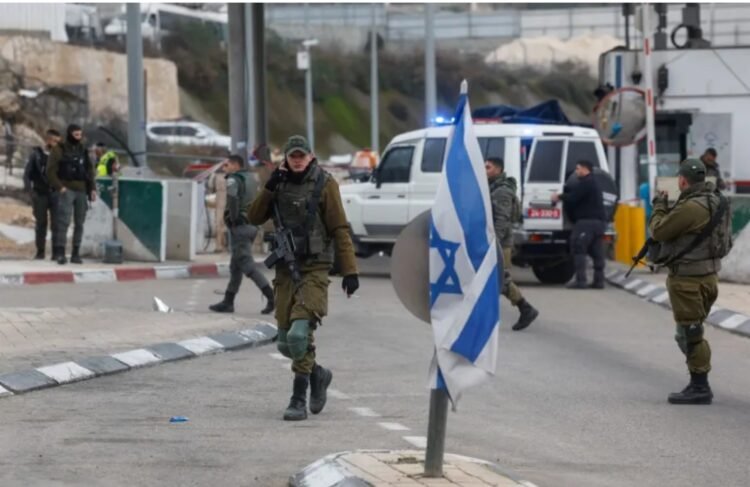 Iran Balas Serang dengan Rudal dan Drone, Israel Tutup Sekolah dan Bandara