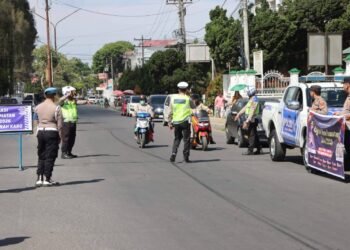 Hari Kedelapan Ops Keselamatan Toba 2026, Satlantas Polres Tanah Karo Gelar Sosialisasi di Kabanjahe