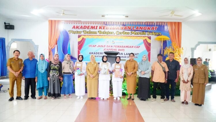 Hadiri Capping Day Akbid Langkat Angkatan XXIV, Wakil Bupati Langkat Sampaikan Hal Ini