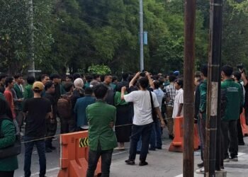 Unjukrasa Ricuh di Mapolrestabes Medan, Dua Diamankan