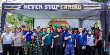 Sapa Warga di Bantaran Sungai Babura, Rico Waas Tegaskan Komitmen Respons Cepat dan Tepat Sasaran